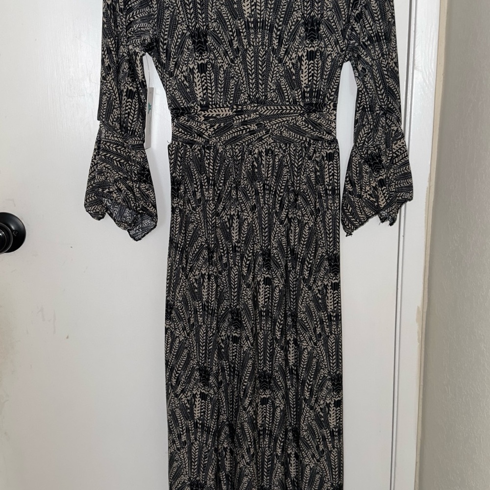 Black and Gray Sheath Maxi Dress with Bell Sleeves